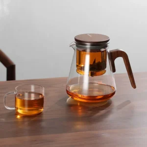 800ml Borosilicate Glass Teapot with Magnetic Infuser & Walnut Wood Handle