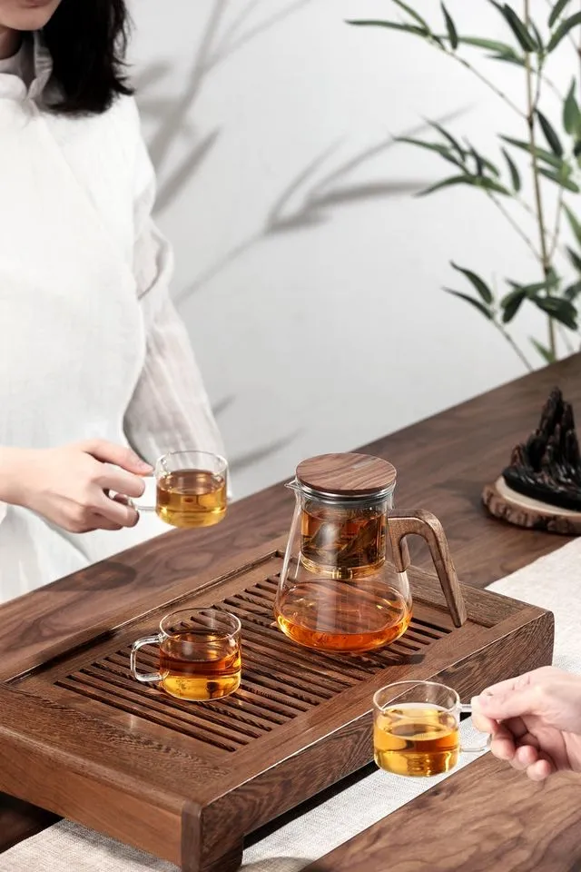 800ml Borosilicate Glass Teapot with Magnetic Infuser & Walnut Wood Handle - Image 3